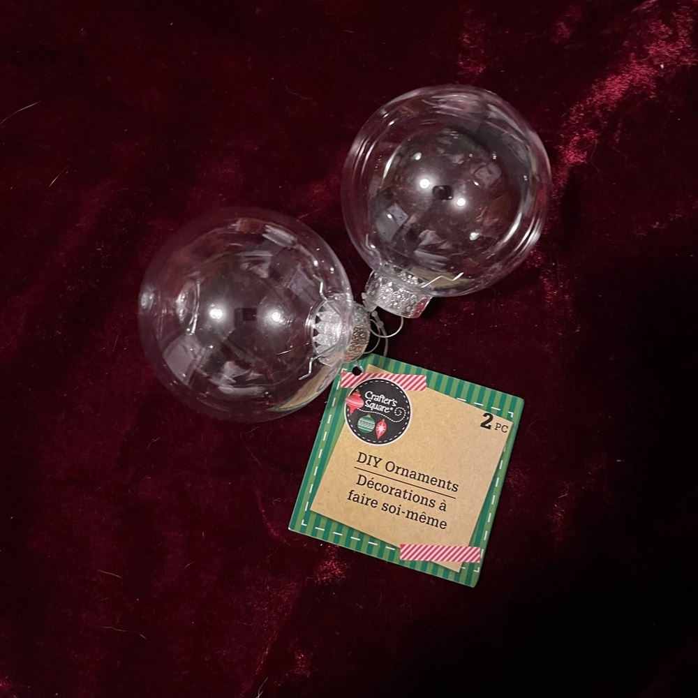 Clear DIY Ornaments Set
